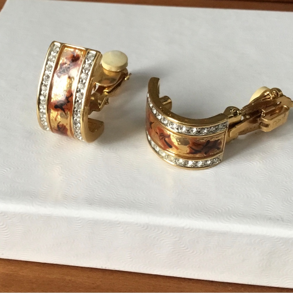 FAC Fifth Avenue Collection Clip on Earrings